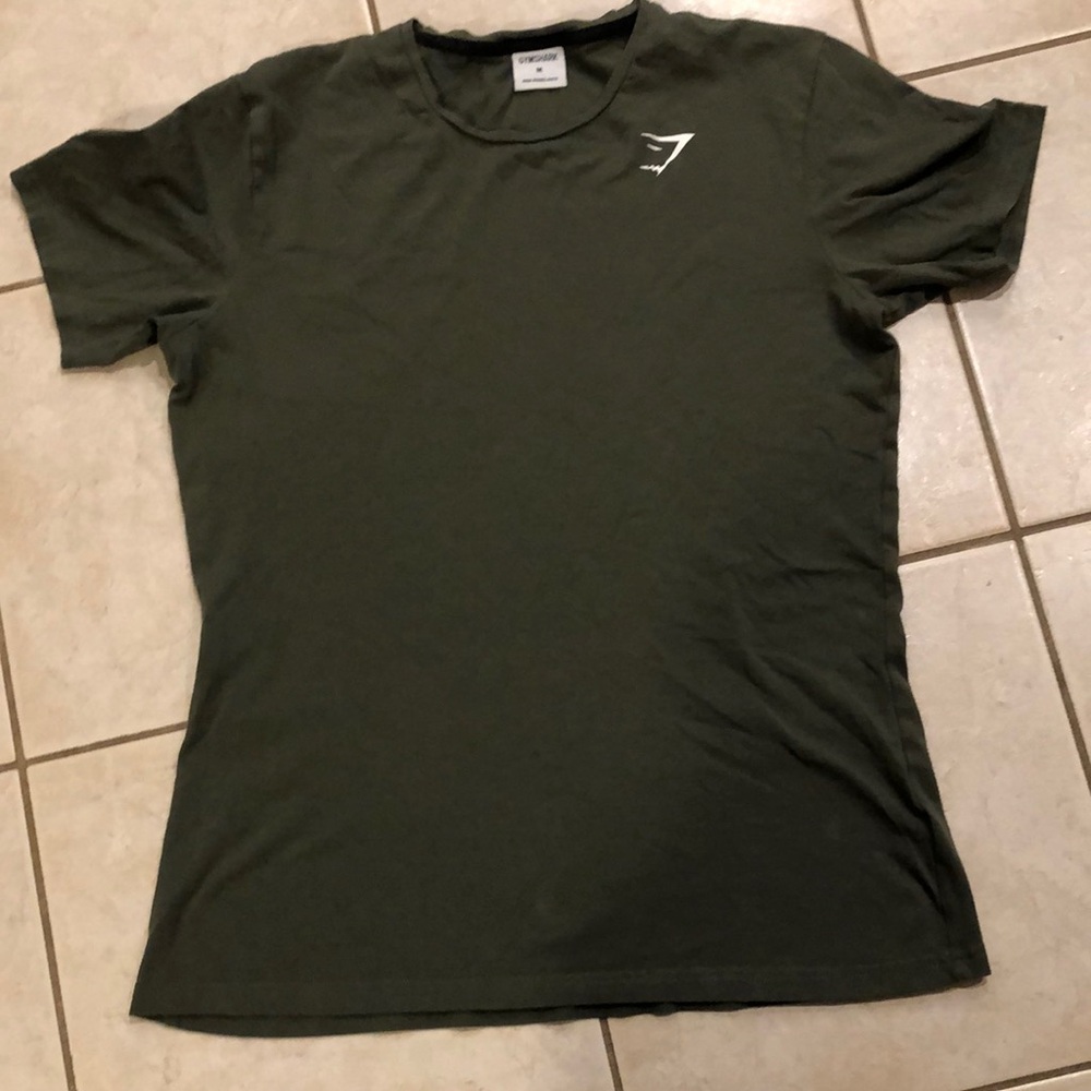 Men’s green Gymshark medium shirt